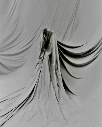 A cover of "WAVEY" cluster. The owner is juliangigola. The cluster consists of 4 elements.