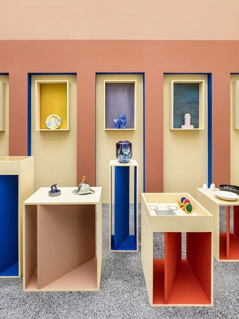 A cover of "Tabletop" cluster. The owner is harryape. The cluster consists of 11 elements.