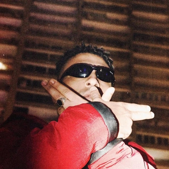 A cover of "KHOFASH (LIVE)" cluster. The owner is sickkotheone. The cluster consists of 9 elements.