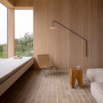 A cover of "Living Spaces" cluster. The owner is kvnyh. The cluster consists of 136 elements.