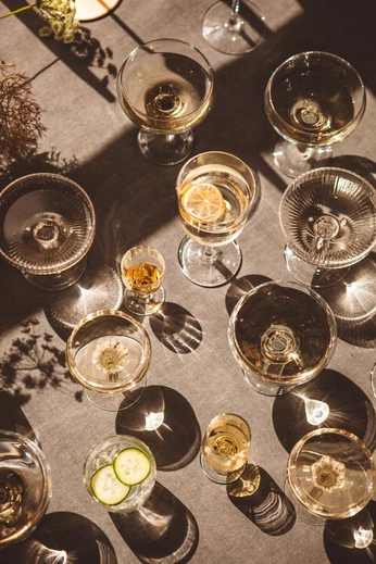 A cover of "Liquid" cluster. The owner is gravitysnotes. The cluster consists of 15 elements.