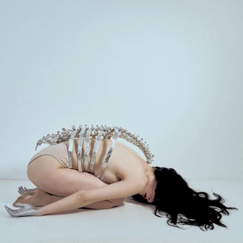 A cover of "siren" cluster. The owner is livinginarose. The cluster consists of 57 elements.