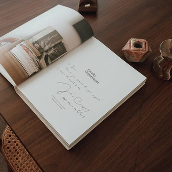 A cover of "Books" cluster. The owner is natalia. The cluster consists of 5 elements.