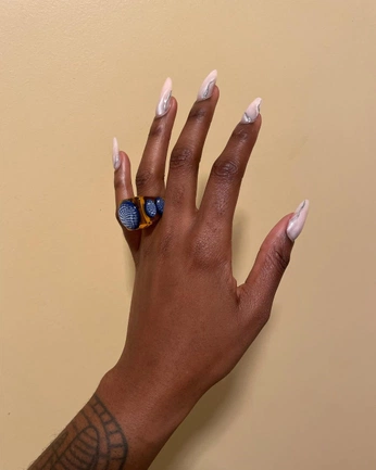 A cover of "hands" cluster. The owner is ericmadelaine. The cluster consists of 72 elements.