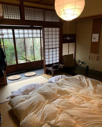 A cover of "environment - japanese" cluster. The owner is ntrlassembly. The cluster consists of 3 elements.