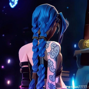 A cover of "Arcane" cluster. The owner is loueee. The cluster consists of 15 elements.