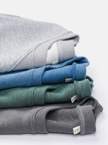 A cover of "Still life" cluster. The owner is amyzeilon. The cluster consists of 9 elements.