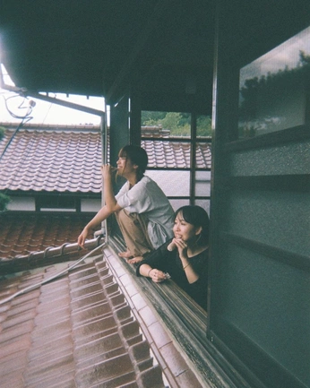 A cover of "Vintage Picture" cluster. The owner is ewall. The cluster consists of 8 elements.