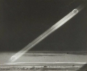 A cover of "GLASS TUBE" cluster. The owner is darmes.studio. The cluster consists of 17 elements.