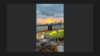 A cover of "View" cluster. The owner is bunyu. The cluster consists of 52 elements.