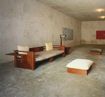 A cover of "interior" cluster. The owner is toshimo. The cluster description is "studio". The cluster consists of 6 elements.