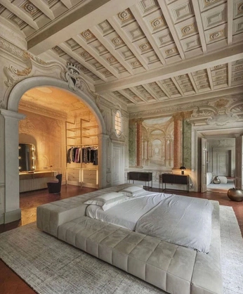 A cover of "Интерьер" cluster. The owner is theeva. The cluster consists of 44 elements.