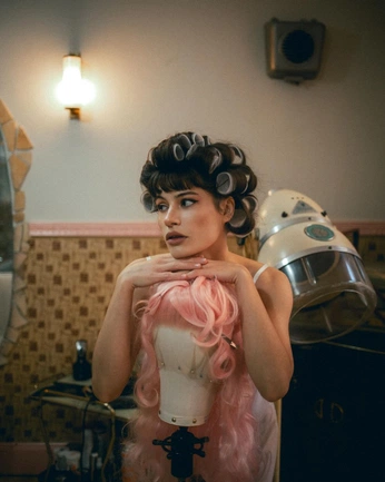 A cover of "Poet" cluster. The owner is lianamcarbone. The cluster consists of 45 elements.