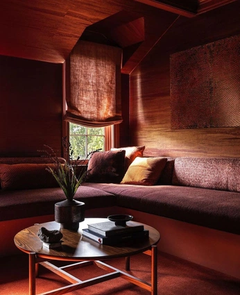 A cover of "interior" cluster. The owner is palpawhat. The cluster consists of 1 element.