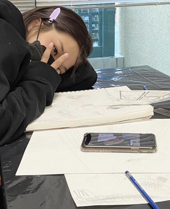 A cover of "school" cluster. The owner is spaghettisoup. The cluster consists of 8 elements.