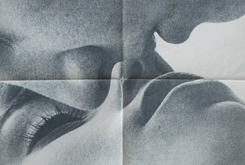 A cover of "love" cluster. The owner is kindsoul. The cluster consists of 16 elements.