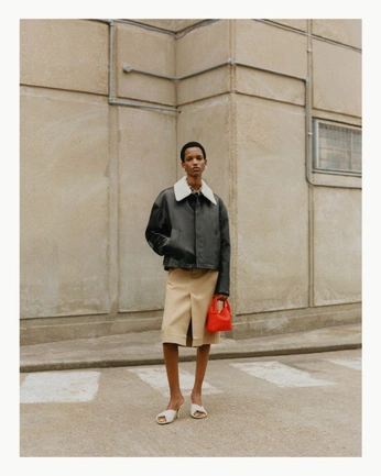 A cover of "Street" cluster. The owner is tarimol. The cluster consists of 6 elements.