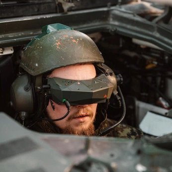 A cover of "OPS" cluster. The owner is payt. The cluster consists of 67 elements.