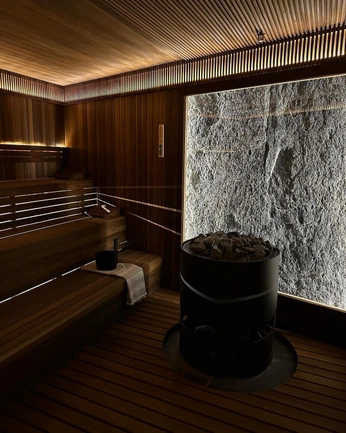 A cover of "Dream" cluster. The owner is agnete. The cluster consists of 32 elements.