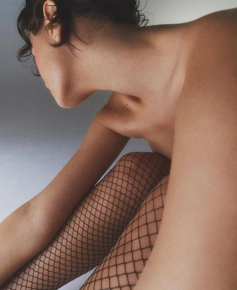 A cover of "Pose Perspective" cluster. The owner is javid. The cluster consists of 8 elements.