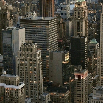 A cover of "NYC" cluster. The owner is satrua. The cluster consists of 30 elements.