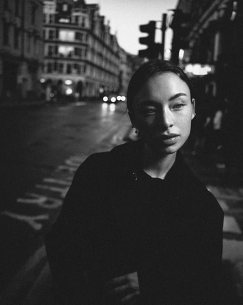 A cover of "Urban portraits" cluster. The owner is homepage.indra. The cluster consists of 11 elements.