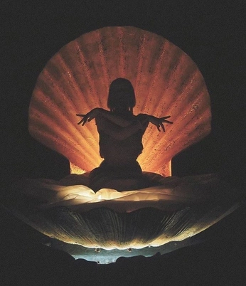 A cover of "ref" cluster. The owner is devouringworlds. The cluster consists of 82 elements.