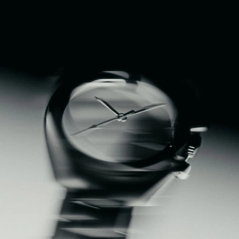 A cover of "COMMERCIAL WATCH PHOTOS" cluster. The owner is therbox. The cluster consists of 13 elements.