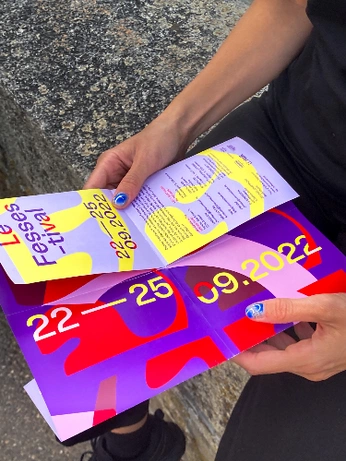 A cover of "Vivad inspo" cluster. The owner is plutona. The cluster consists of 12 elements.