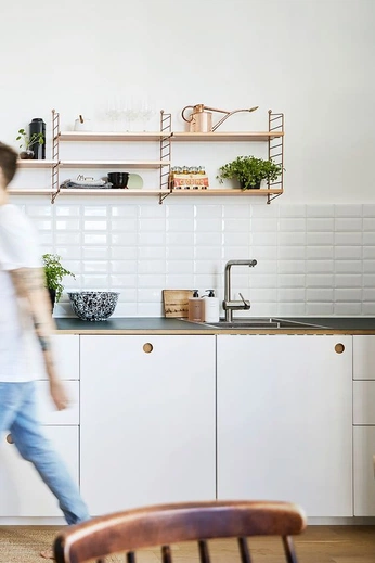 A cover of "Apartment" cluster. The owner is somepiet. The cluster consists of 136 elements.