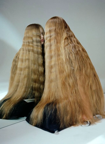 A cover of "quiero" cluster. The owner is yo000o000. The cluster consists of 3 elements.