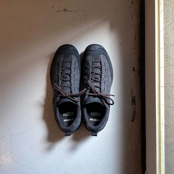 A cover of "Shoes" cluster. The owner is shiweles. The cluster consists of 8 elements.