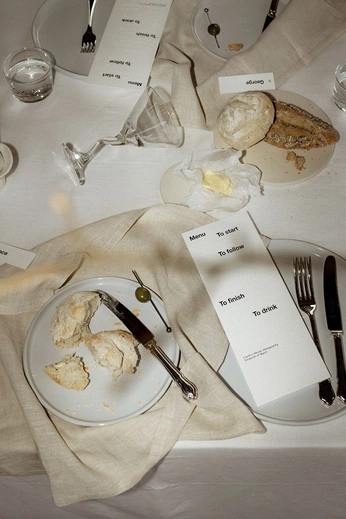 A cover of "Table" cluster. The owner is rodrigoricaurte. The cluster consists of 7 elements.