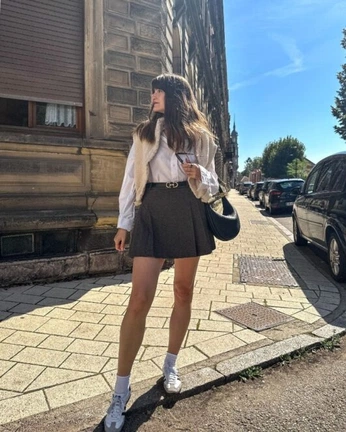 A cover of "Skirt Outfit" cluster. The owner is jay222. The cluster consists of 2 elements.