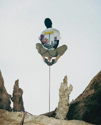 A cover of "Climbing" cluster. The owner is szypko. The cluster consists of 10 elements.