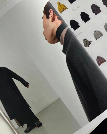 A cover of "Social" cluster. The owner is lailariley. The cluster consists of 8 elements.