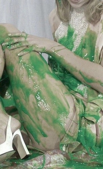 A cover of "Weirdness" cluster. The owner is marysaphyr. The cluster consists of 387 elements.