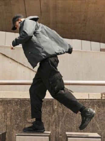 A cover of "city" cluster. The owner is annnbuuu. The cluster consists of 4 elements.