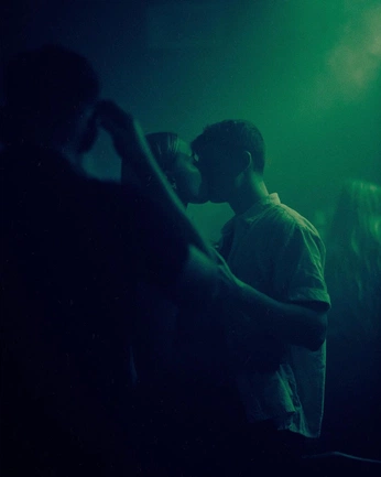 A cover of "blue" cluster. The owner is s4ny0. The cluster consists of 3 elements.