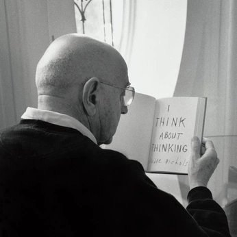 A cover of "Vibes" cluster. The owner is bertabeauty. The cluster consists of 17 elements.