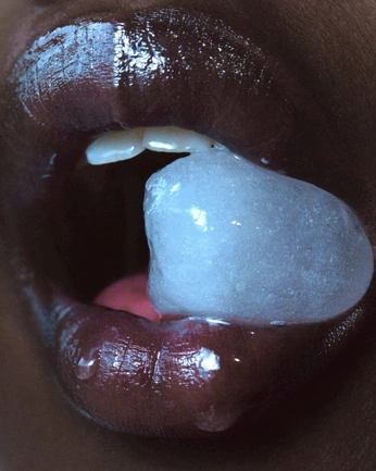 A cover of "Munch'd Cold" cluster. The owner is itsadz. The cluster consists of 3 elements.