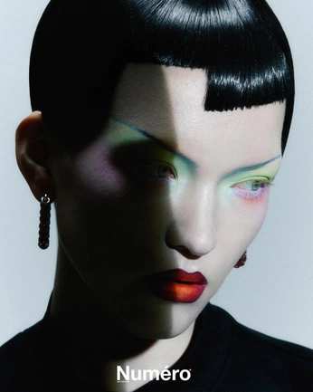 A cover of "XPRESSV HAIR" cluster. The owner is fallingclouds. The cluster consists of 173 elements.