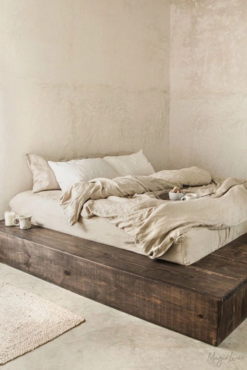 A cover of "bedroom" cluster. The owner is janailupin. The cluster consists of 1 element.