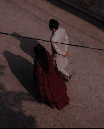 A cover of "jaipur" cluster. The owner is amandapiamonte. The cluster consists of 3 elements.