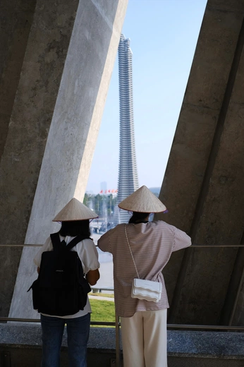 A cover of "History museum" cluster. The owner is felixngo. The cluster consists of 34 elements.