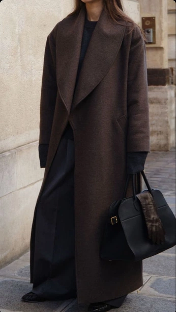 A cover of "Fashion" cluster. The owner is leahhhhhh. The cluster consists of 2 elements.