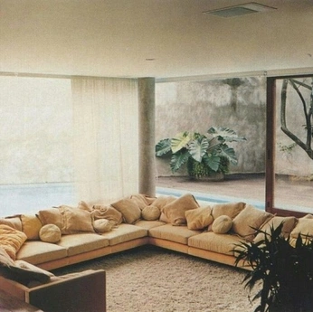 A cover of "Home" cluster. The owner is brunettemoment. The cluster consists of 1 element.