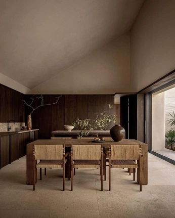 A cover of "Sanctuary" cluster. The owner is silvervalkyrie. The cluster consists of 14 elements.