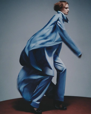 A cover of "INSPO" cluster. The owner is ameliahawesphoto. The cluster consists of 56 elements.