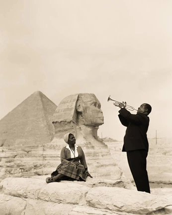 A cover of "🎧" cluster. The owner is leilaniaaliyah. The cluster consists of 4 elements.